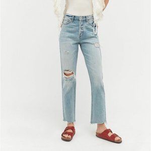 UO BDG High-Waisted Slim Straight Jean